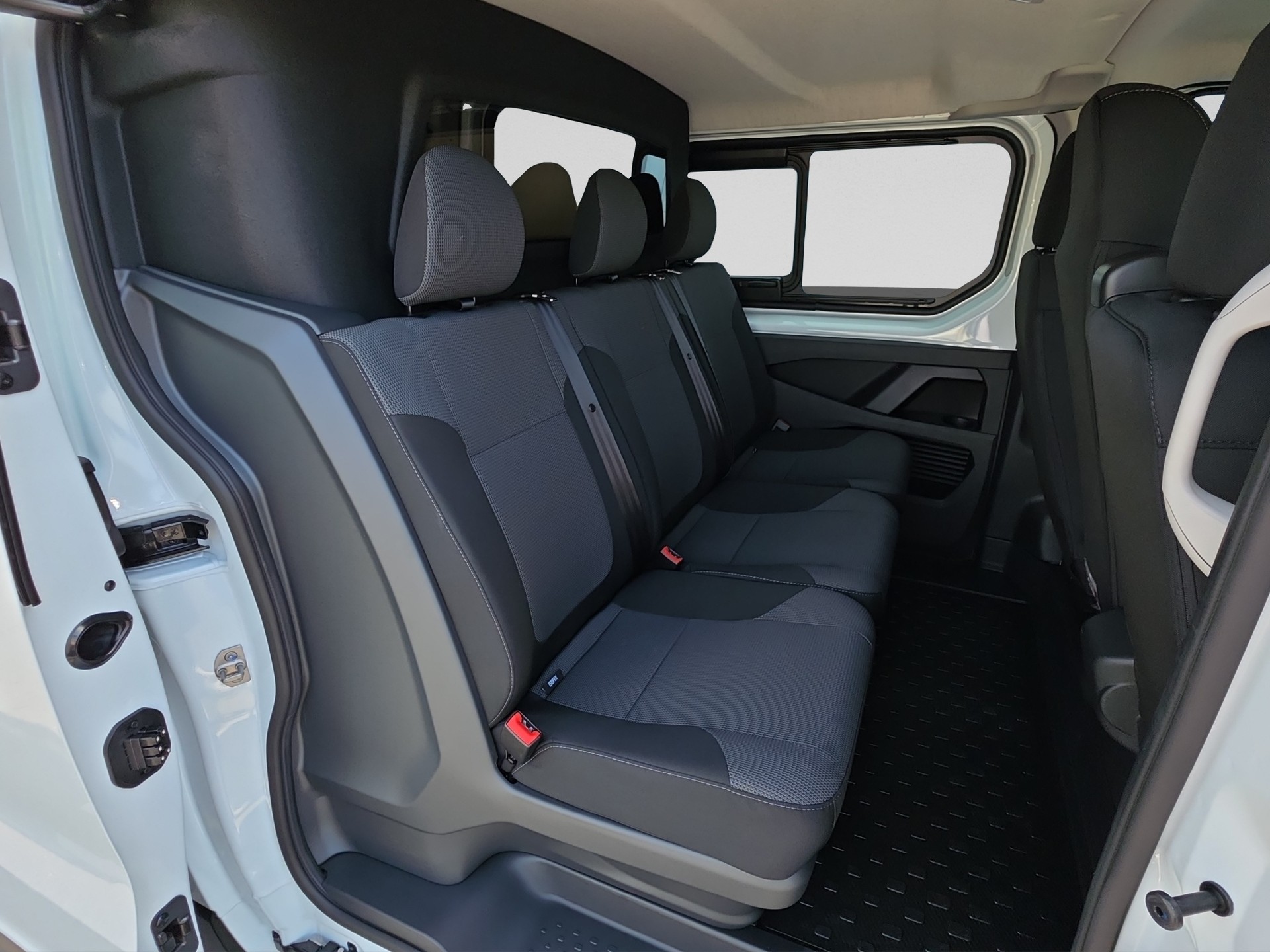 RENAULT Trafic 2.0 Blue dCi 130 Advance L2H1 EN-image-10