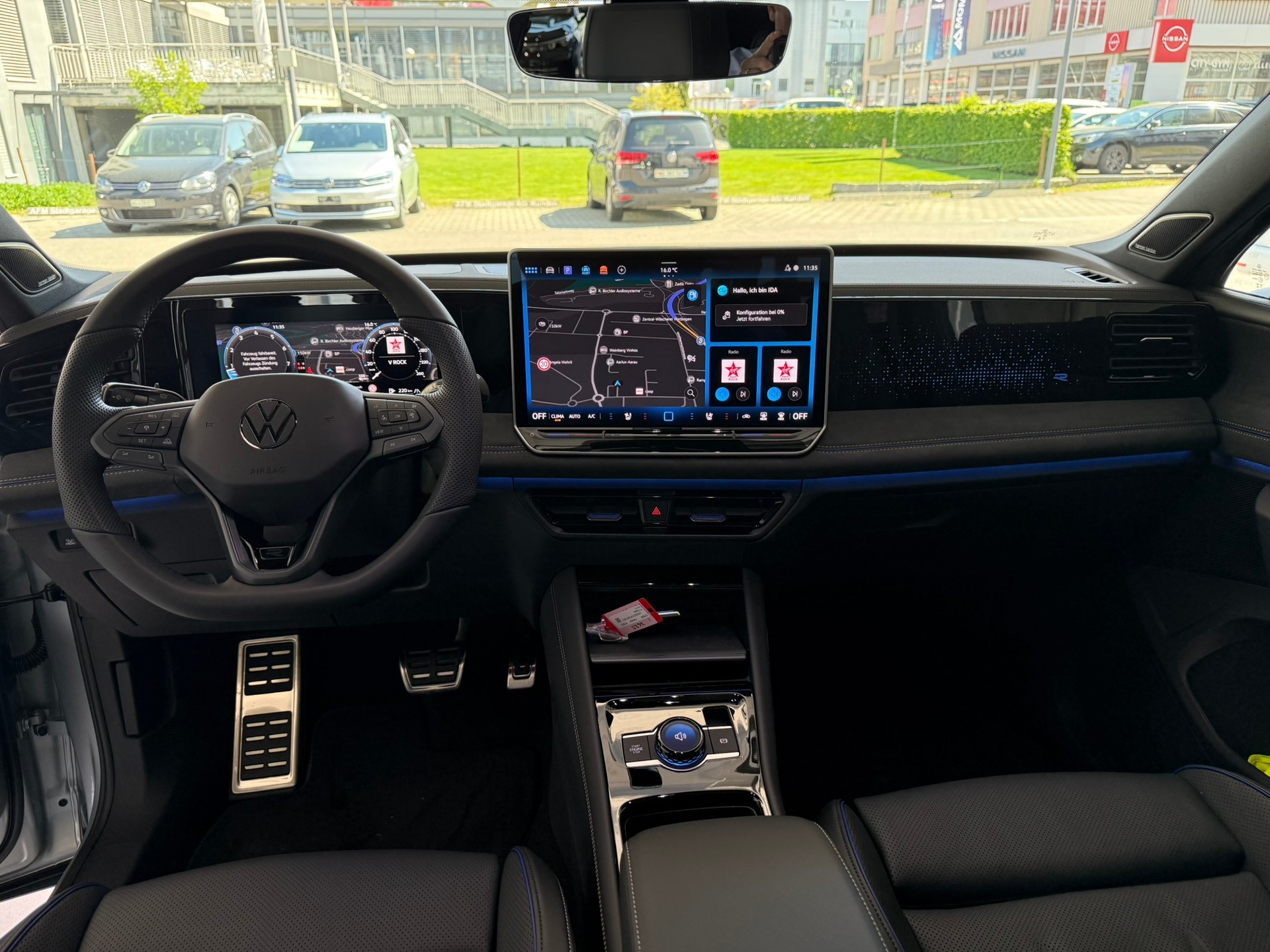 VW Tiguan 2.0 TSI DSG R-Line Plus 4Motion-image-11