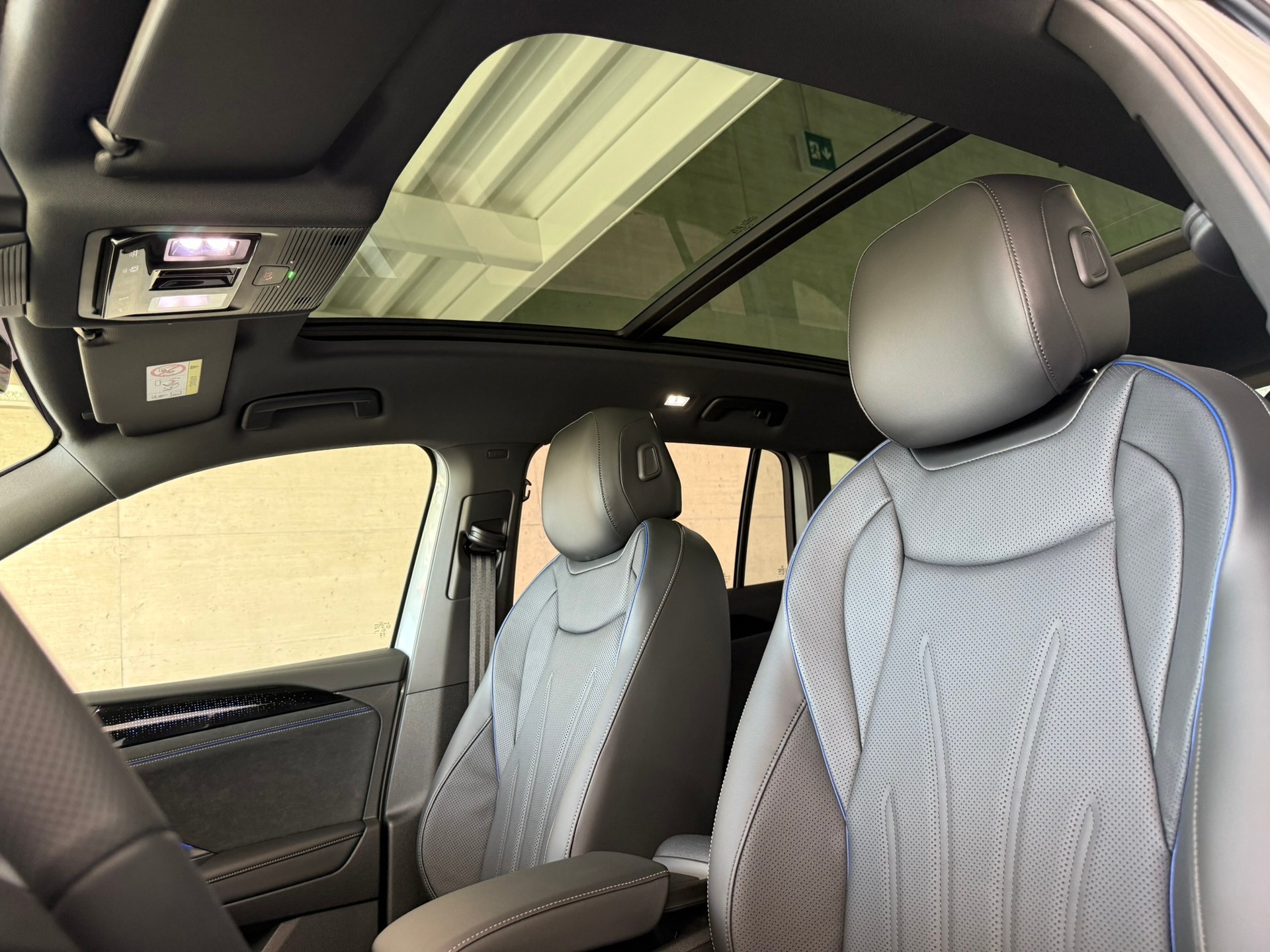 VW Tiguan 2.0 TSI DSG R-Line Plus 4Motion-image-14