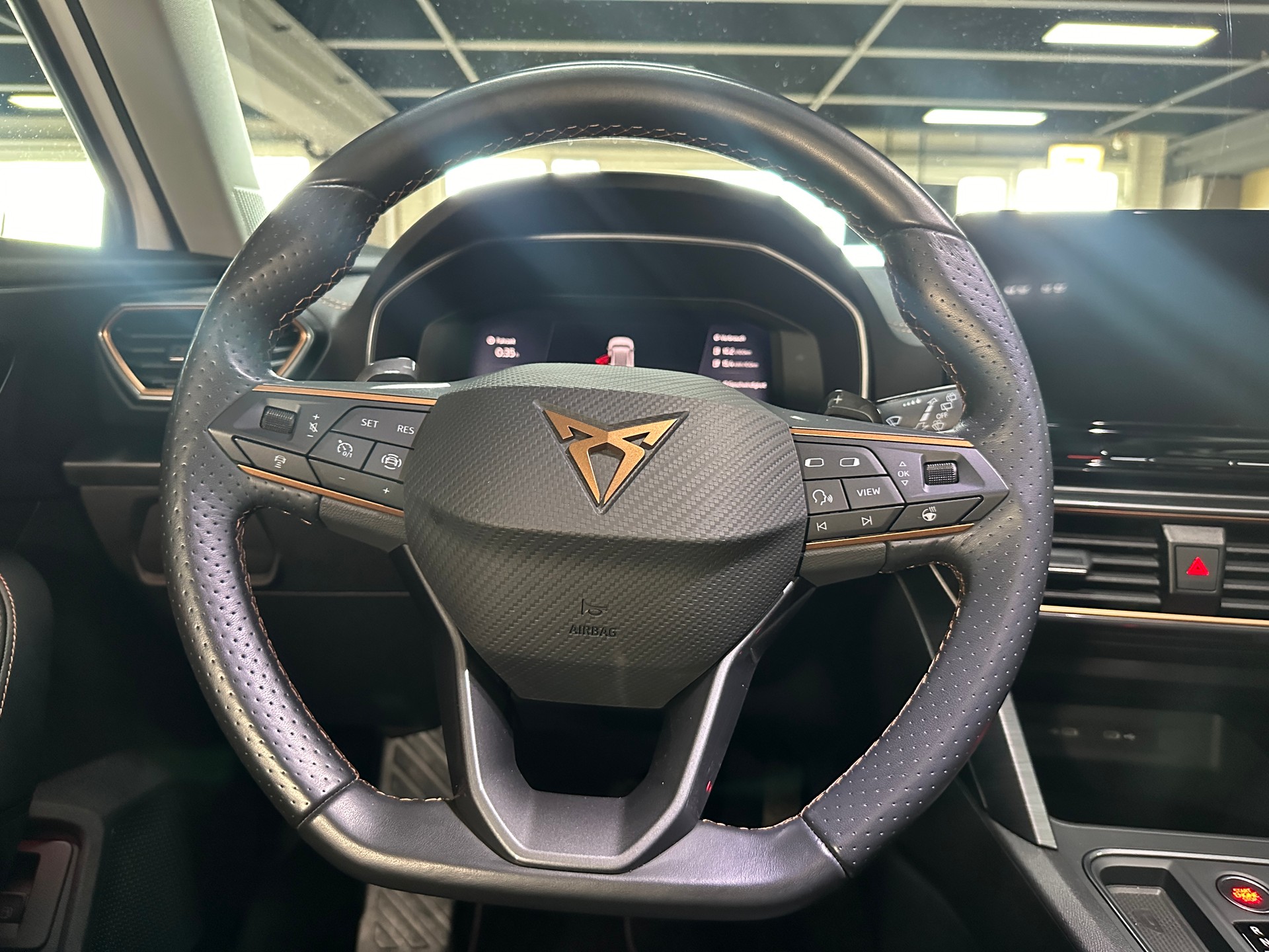 CUPRA Formentor 1.4 e-HYBRID pHEV DSG-image-18