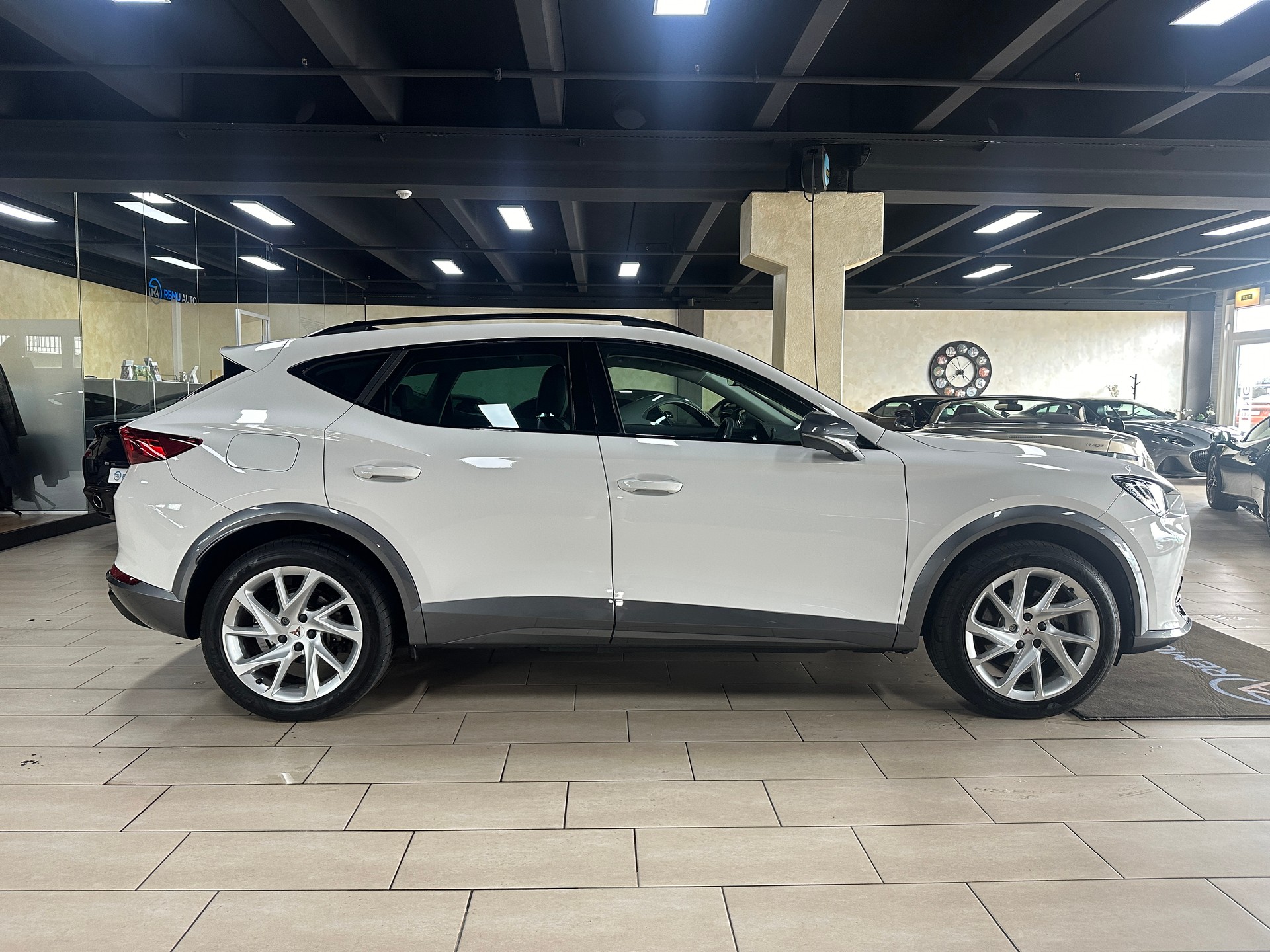 CUPRA Formentor 1.4 e-HYBRID pHEV DSG-image-2