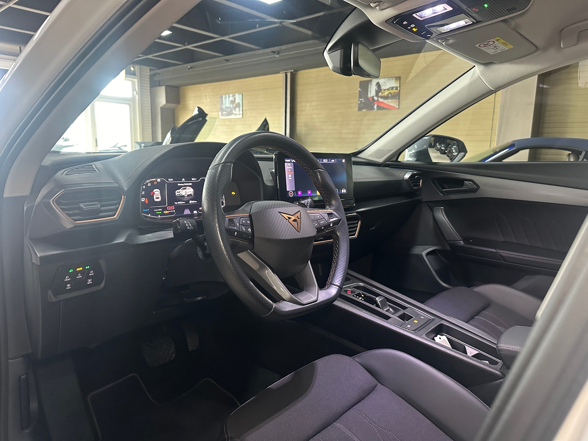 CUPRA Formentor 1.4 e-HYBRID pHEV DSG-image-11