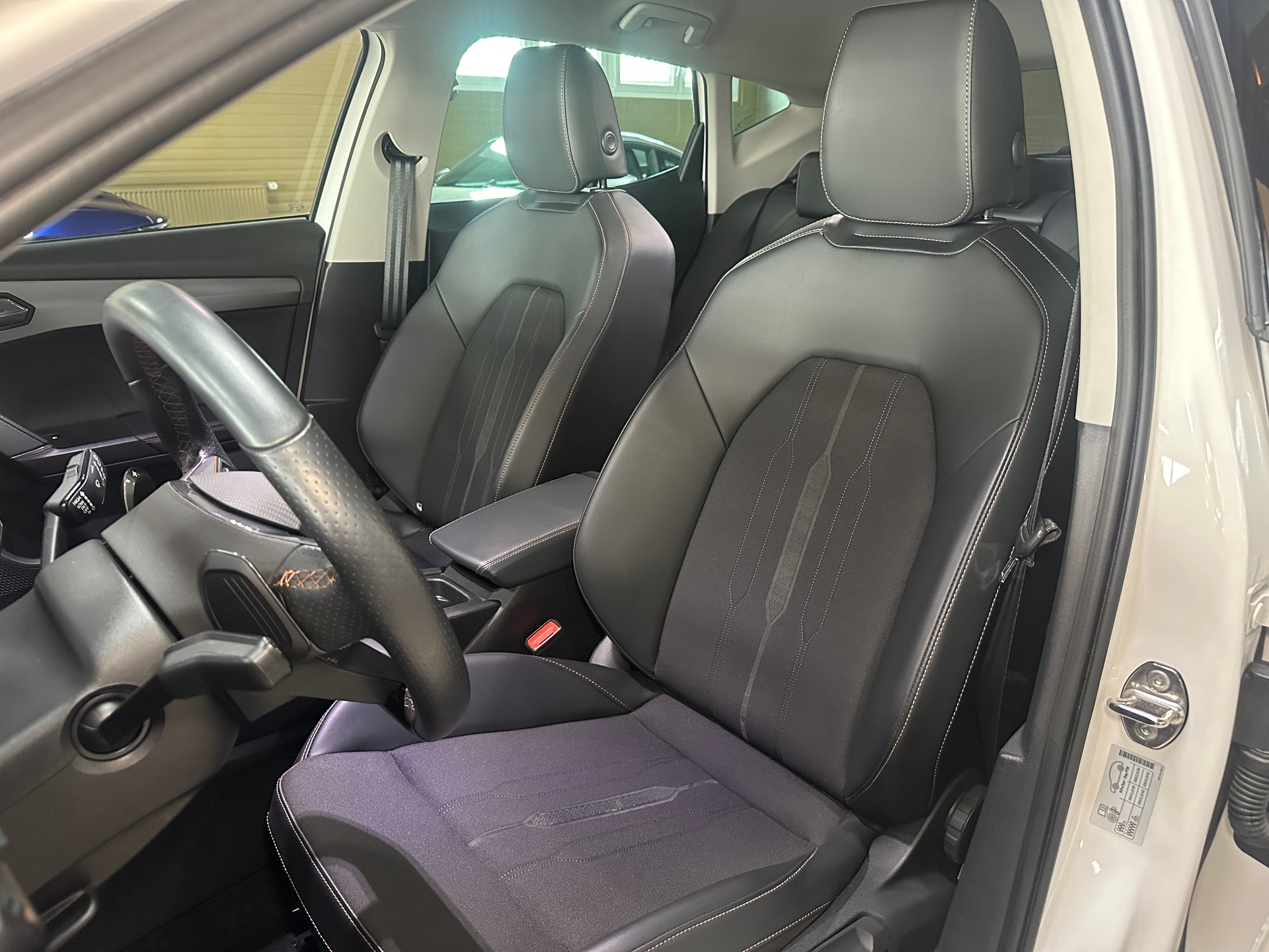 CUPRA Formentor 1.4 e-HYBRID pHEV DSG-image-13