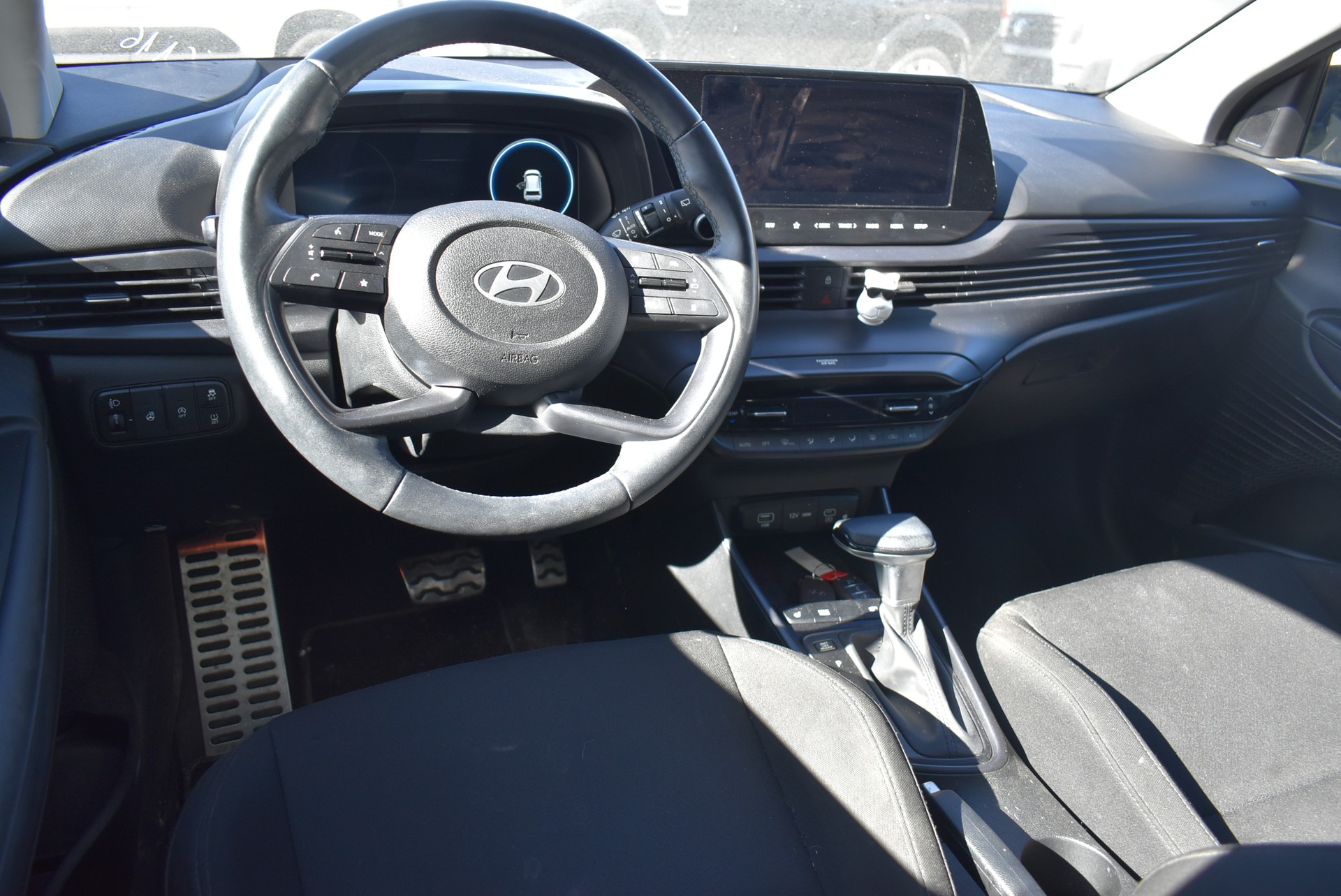 HYUNDAI Bayon 1.0 T-GDi Amplia DCT-image-3