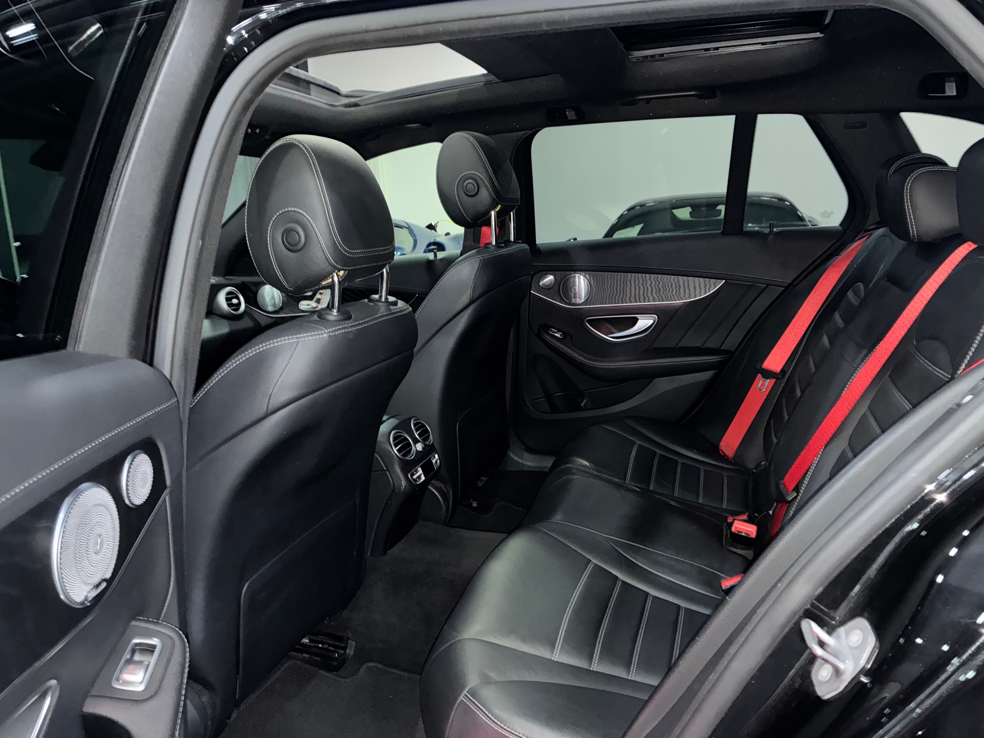 MERCEDES-BENZ C 43 AMG 4Matic 9G-Tronic-image-10