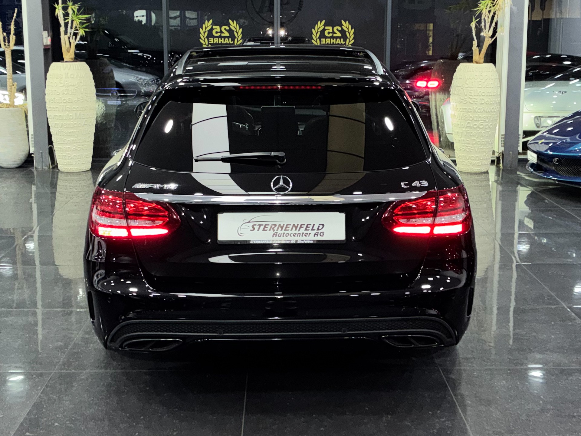 MERCEDES-BENZ C 43 AMG 4Matic 9G-Tronic-image-5