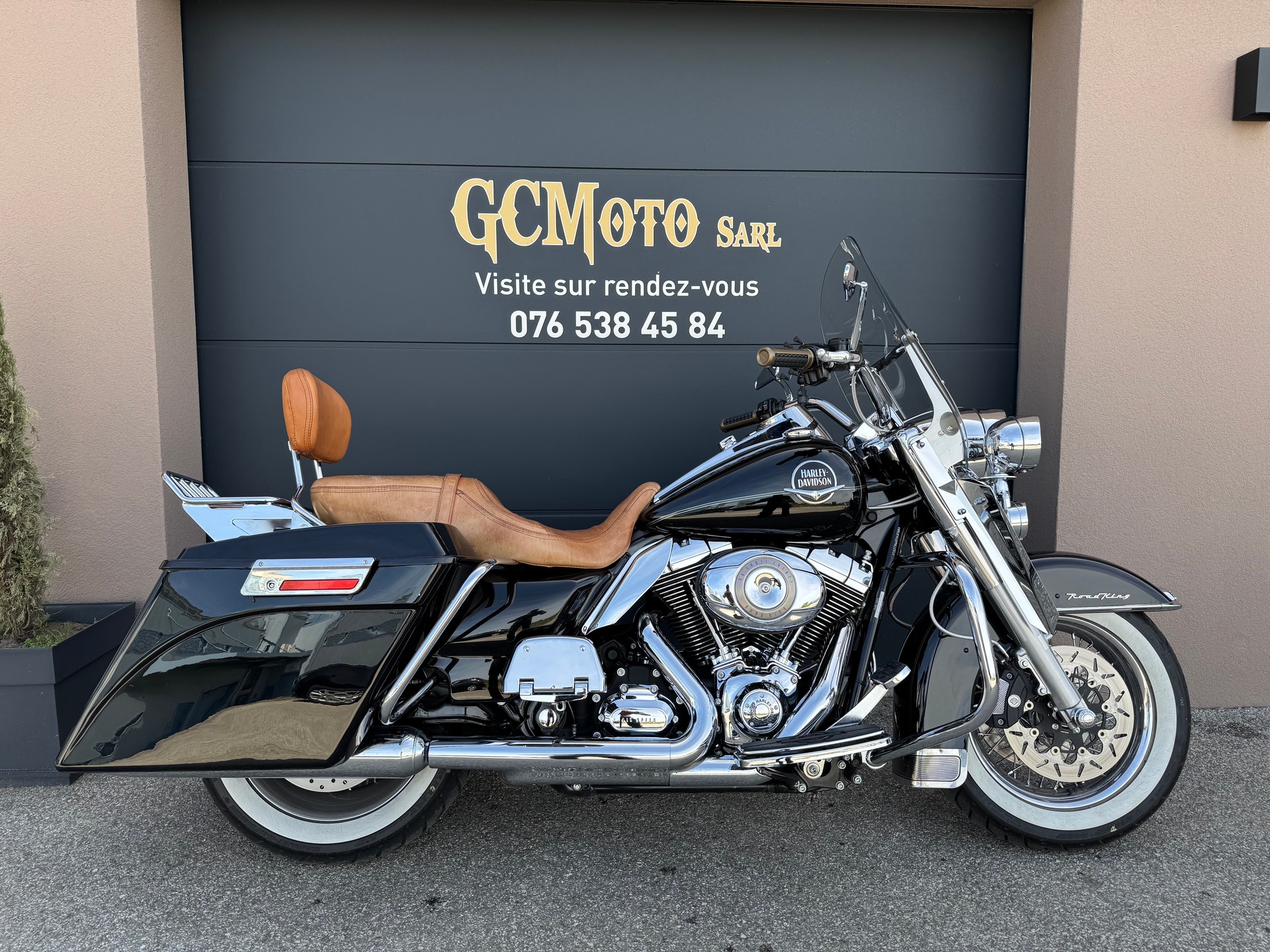 HARLEY-DAVIDSON FLHRC Road King Classic ABS