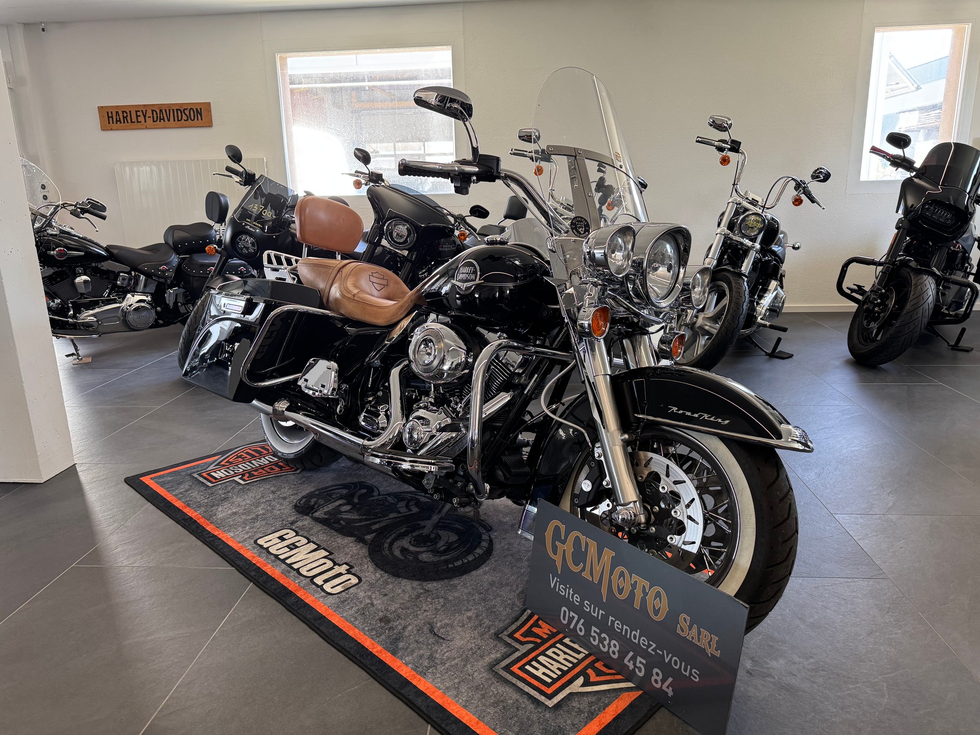 HARLEY-DAVIDSON FLHRC Road King Classic ABS-image-6