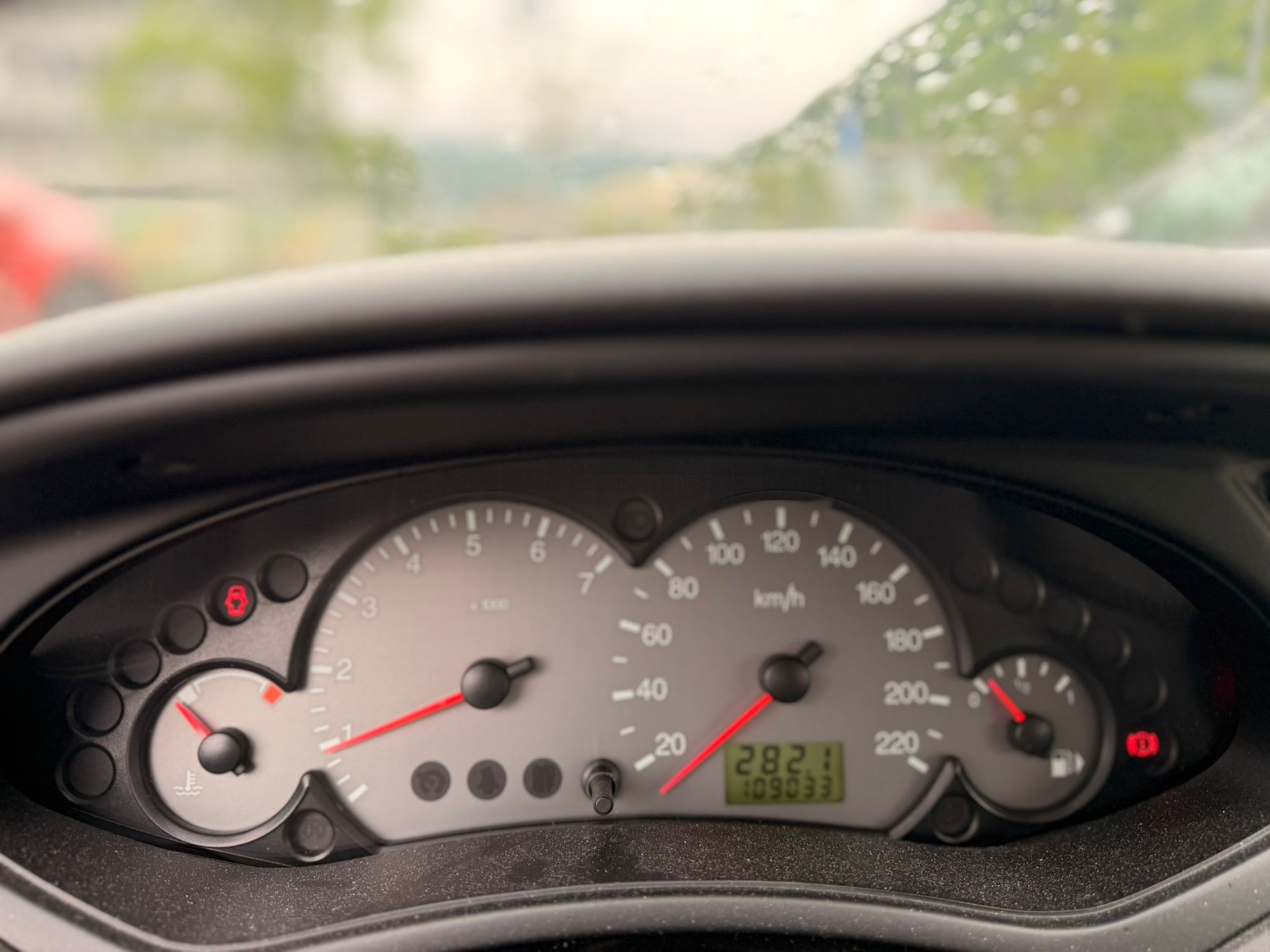 FORD Focus 1.8i 16V Carving-image-6