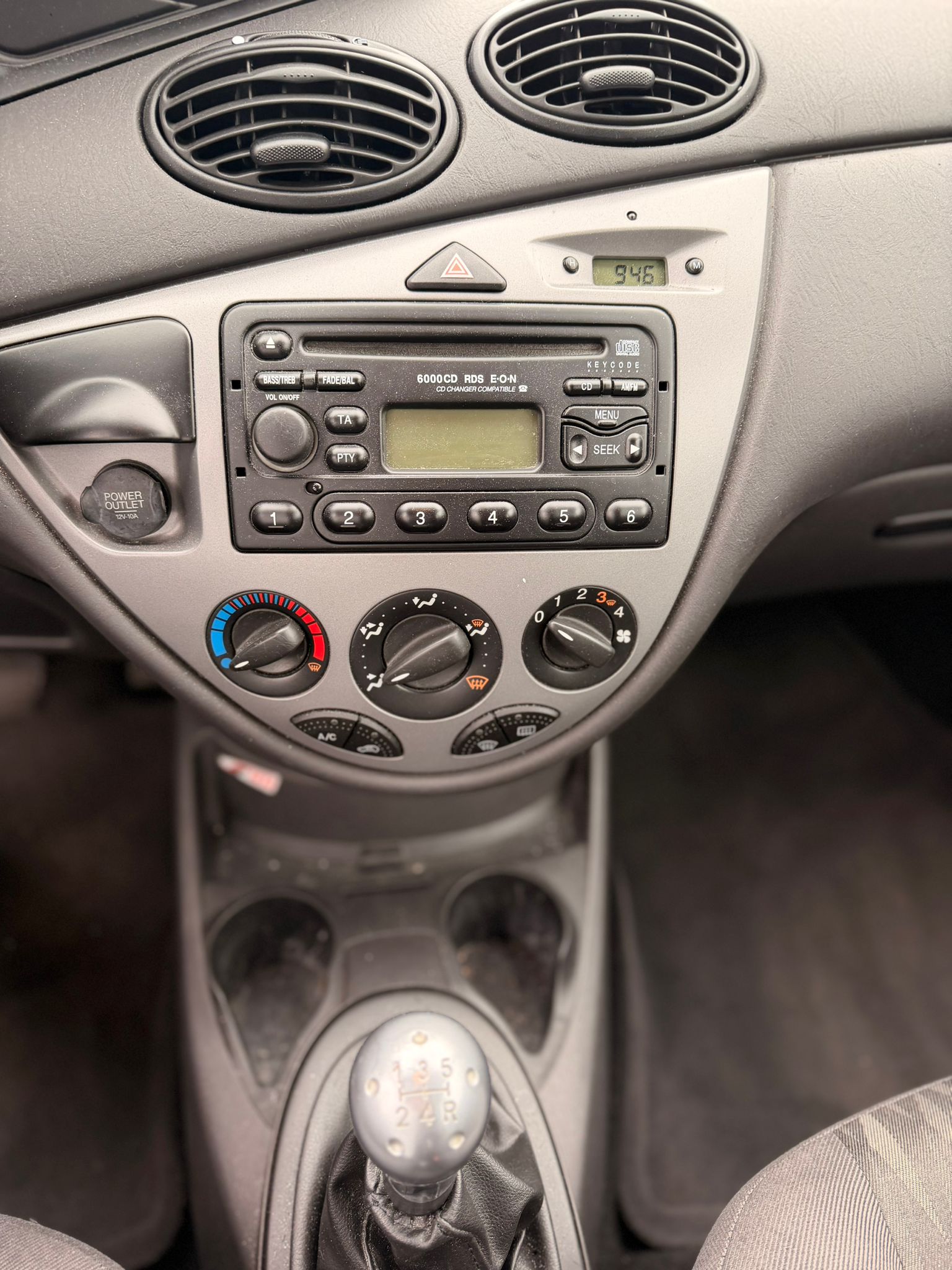 FORD Focus 1.8i 16V Carving-image-7