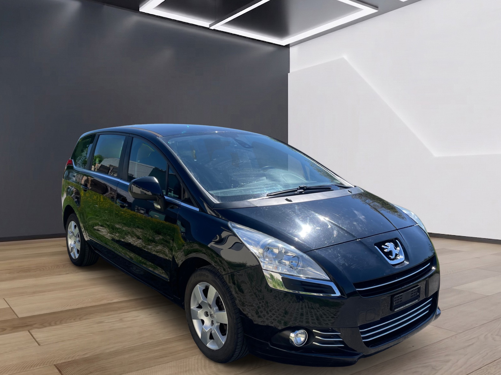 PEUGEOT 5008 1.6 16V VTI Active