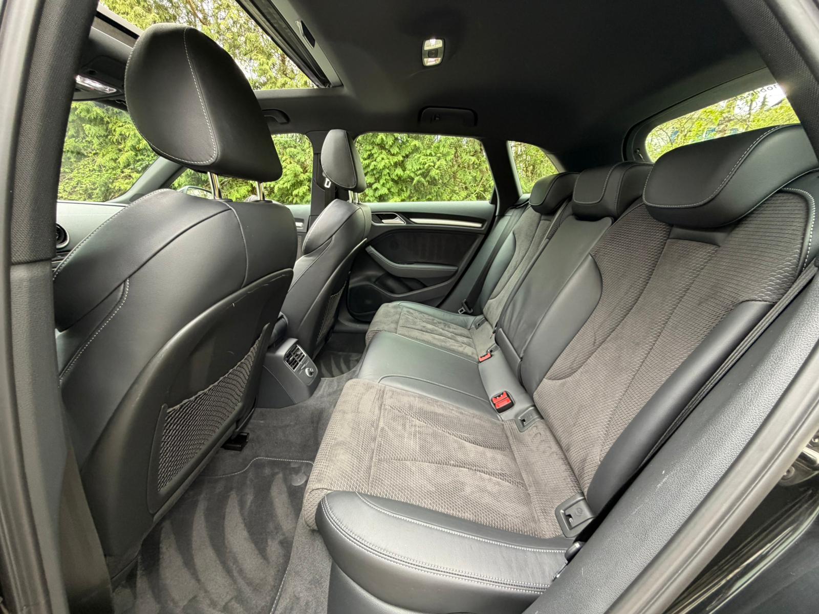 AUDI A3 Sportback 40 TFSI Sport quattro S-tronic-image-13