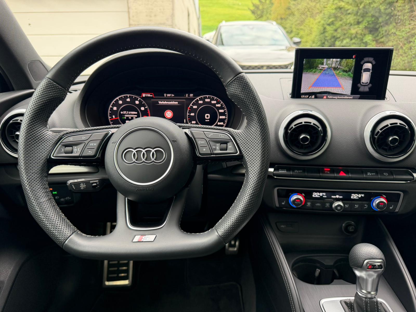 AUDI A3 Sportback 40 TFSI Sport quattro S-tronic-image-19