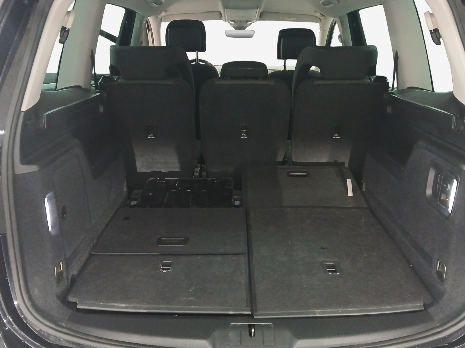 VW Sharan 1.4 TSI BlMT Comfortline DSG-image-12