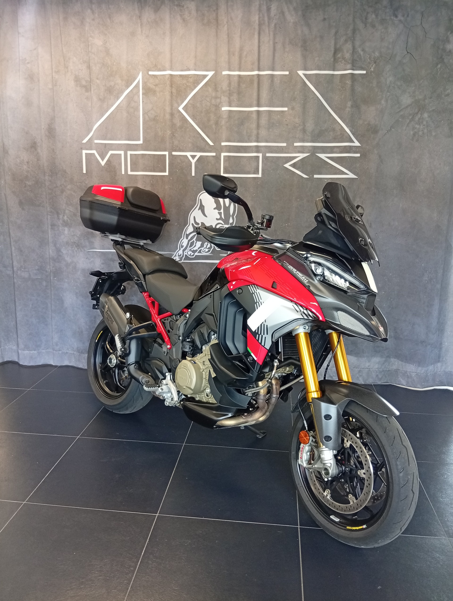 DUCATI Multistrada V4 Pikes Peak Radar-showroom-element-1