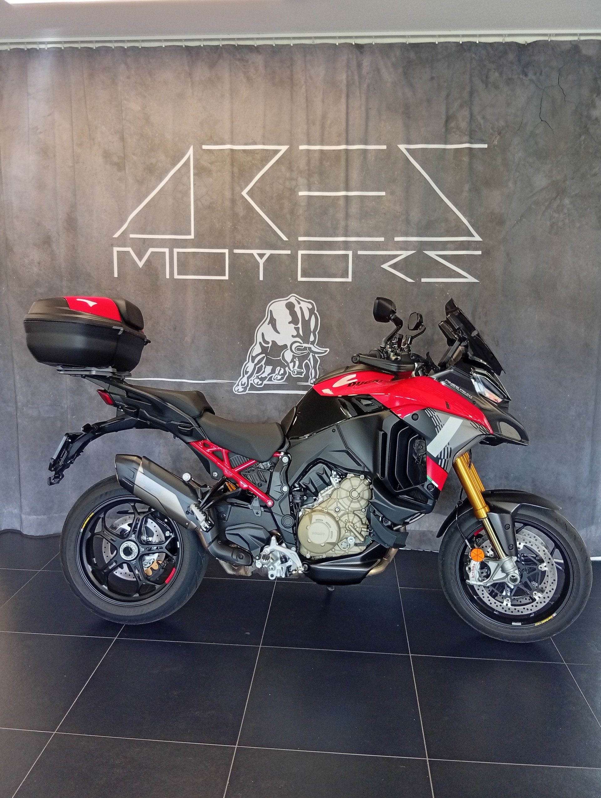 DUCATI Multistrada V4 Pikes Peak Radar