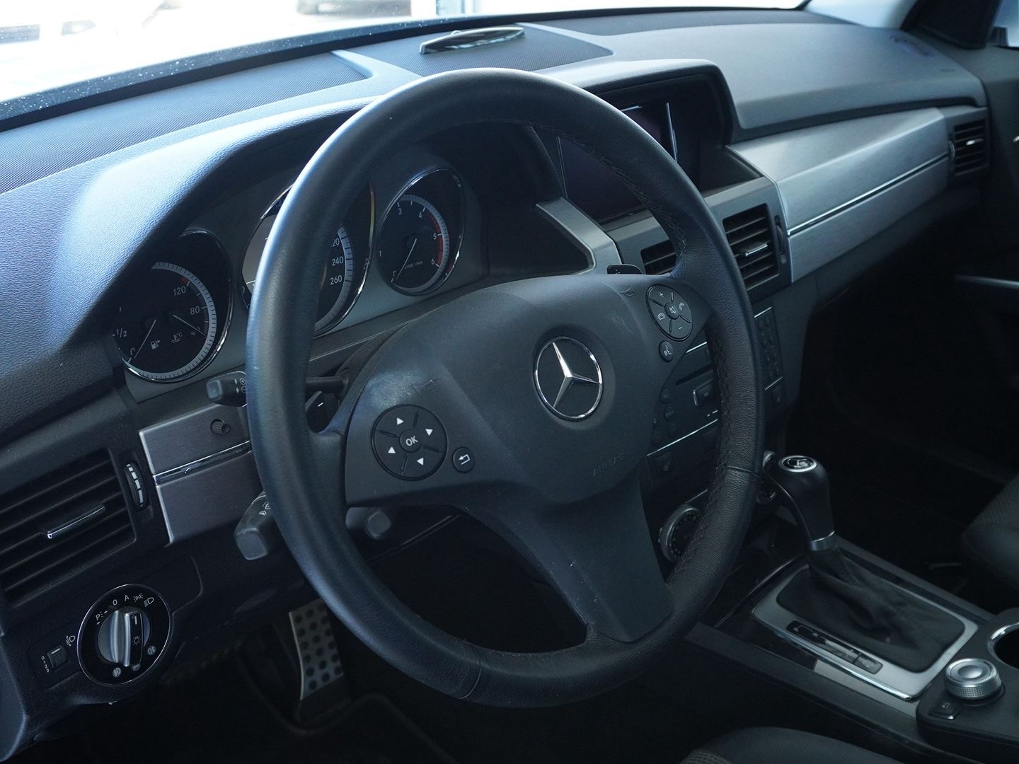 MERCEDES-BENZ GLK 350 CDI (320 CDI) 4Matic 7G-Tronic-showroom-element-2