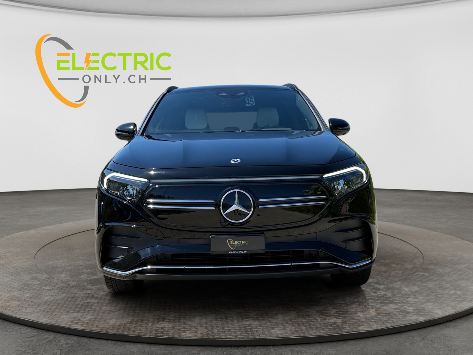 MERCEDES-BENZ EQA 250 AMG Line-image-8