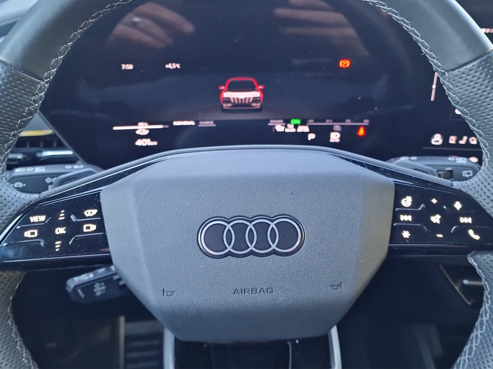 AUDI Q6 e-tron quattro-image-14
