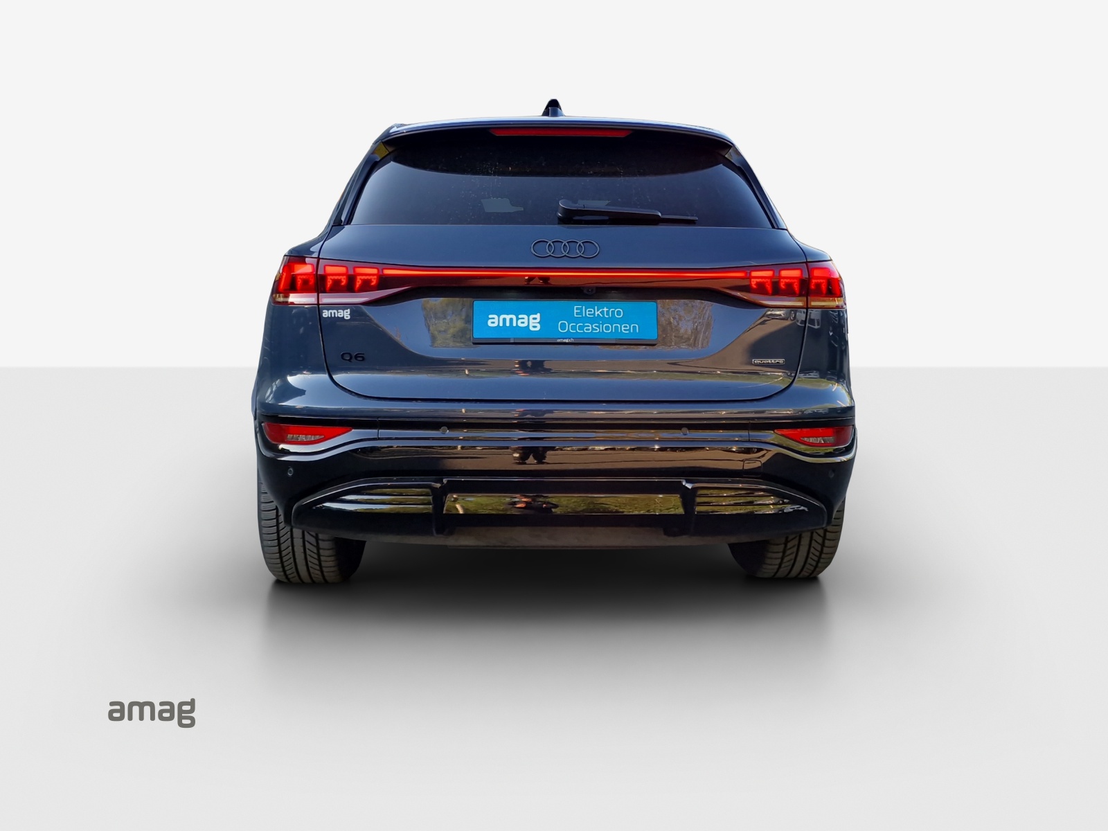 AUDI Q6 e-tron quattro-image-3