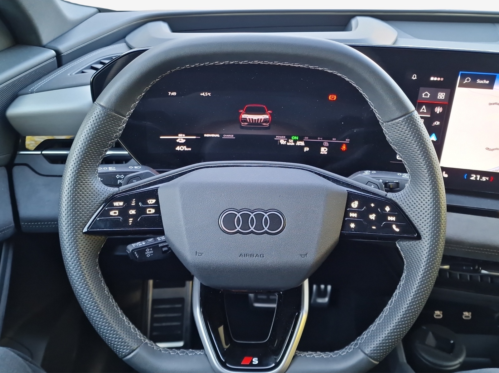 AUDI Q6 e-tron quattro-image-9