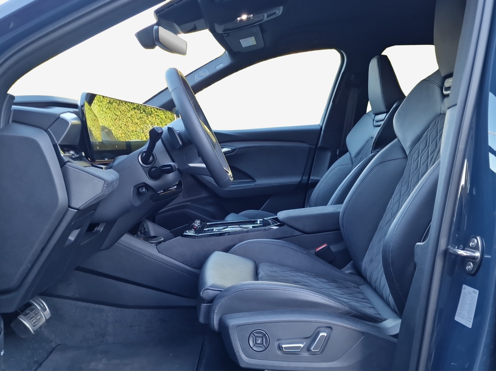 AUDI Q6 e-tron quattro-image-7