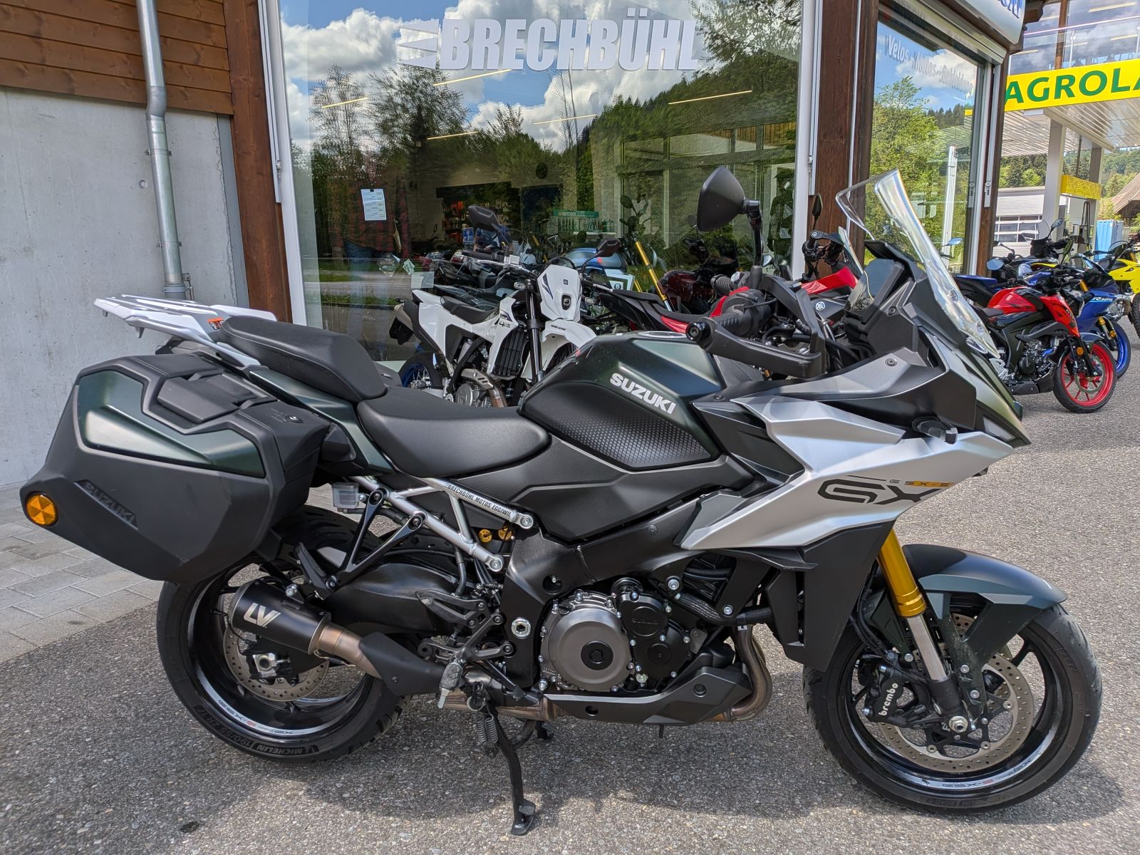 SUZUKI GSX-S 1000 GX Travel