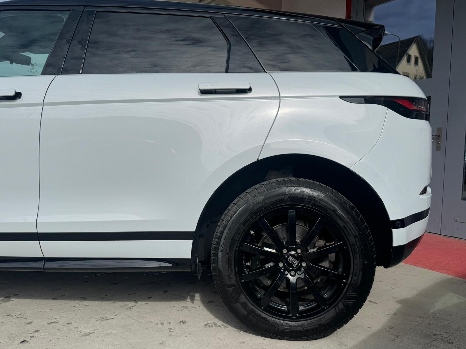 LAND ROVER Range Rover Evoque R-Dyn First Edi P 250 HSE AT9-image-9