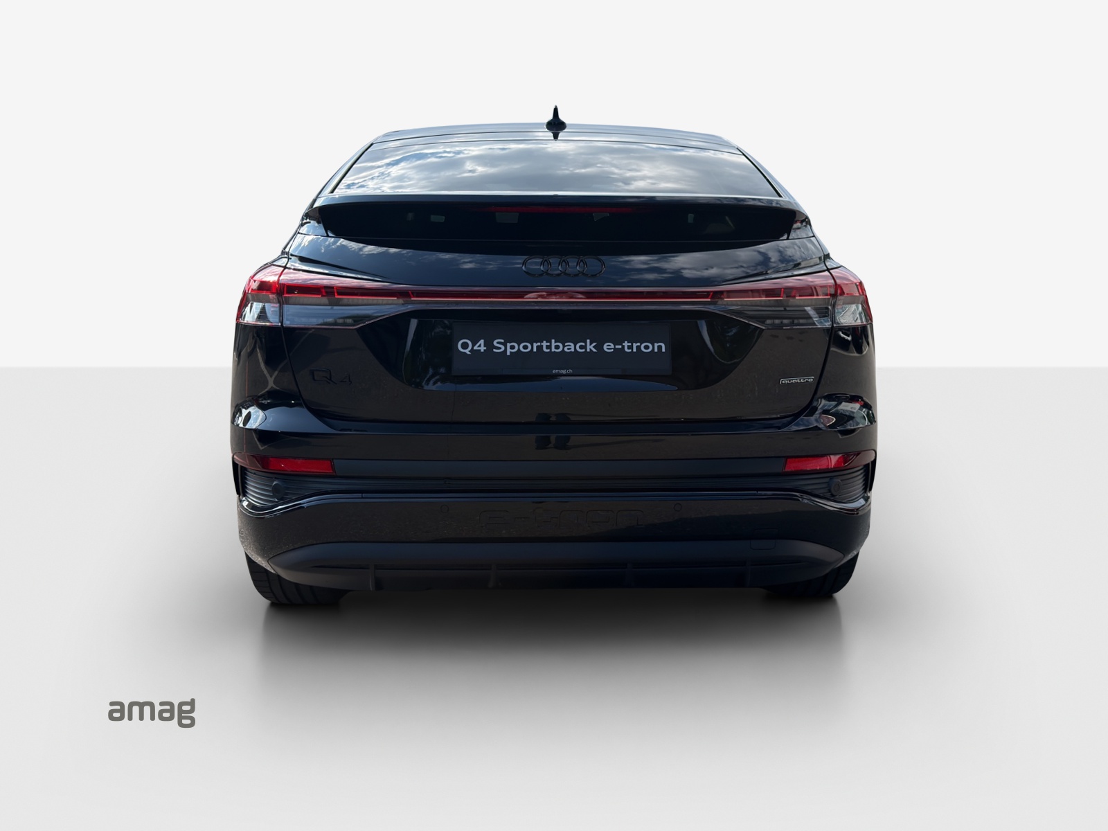 AUDI Q4 Sportback e-tron 45 Edition Swiss Ski quattro-image-4