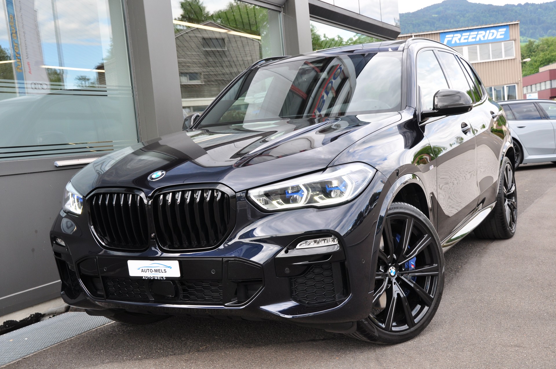 BMW X5 xDrive 48V 40d M Sport Steptronic-image-4