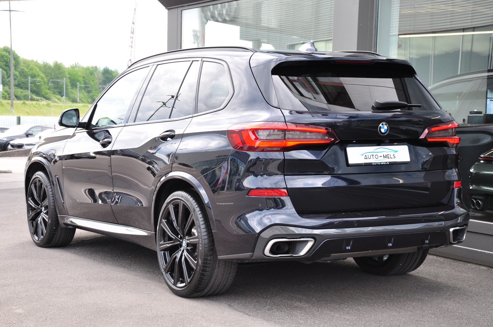 BMW X5 xDrive 48V 40d M Sport Steptronic-image-8