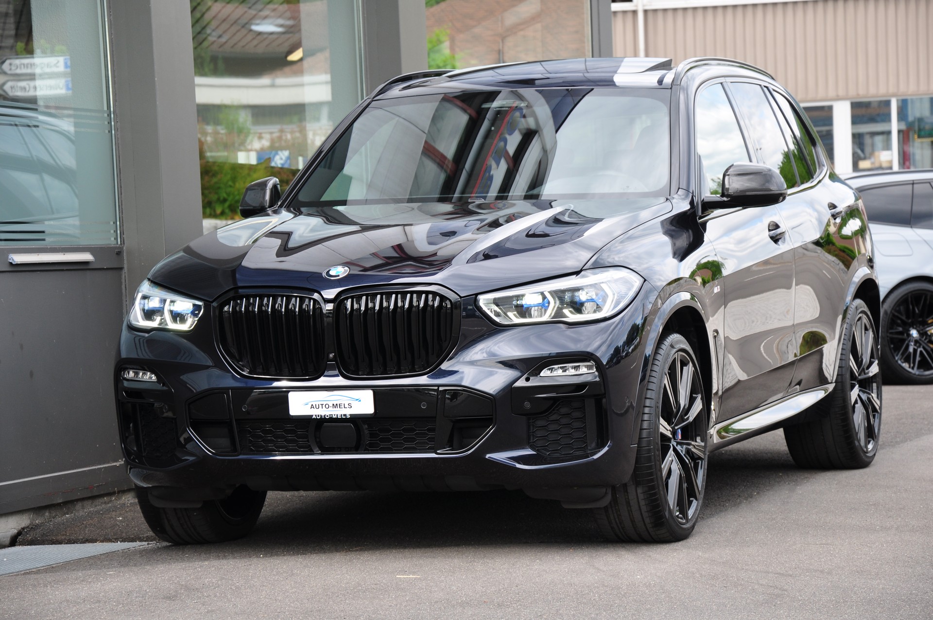 BMW X5 xDrive 48V 40d M Sport Steptronic-image-5