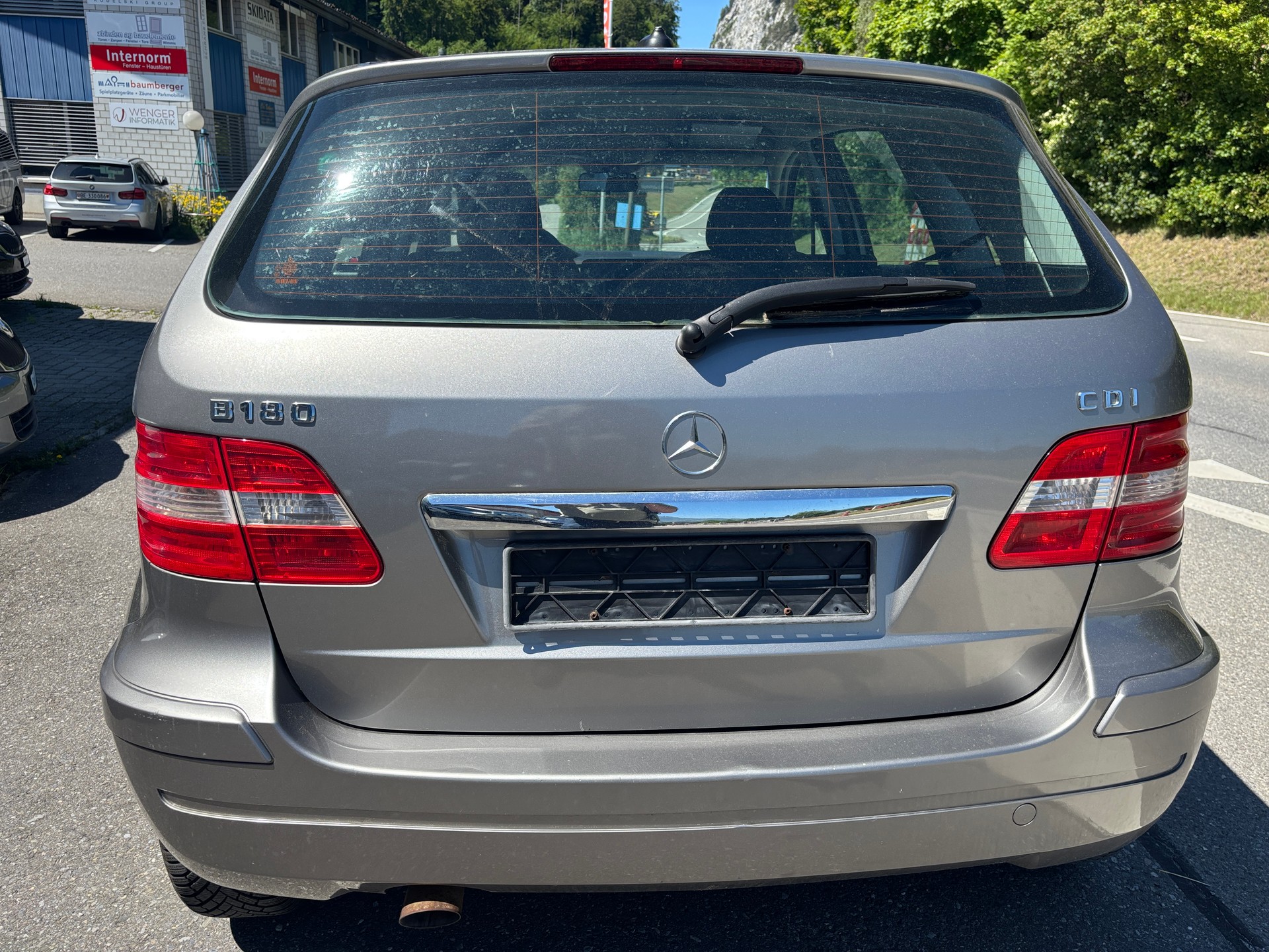 MERCEDES-BENZ B 180 CDI-image-7
