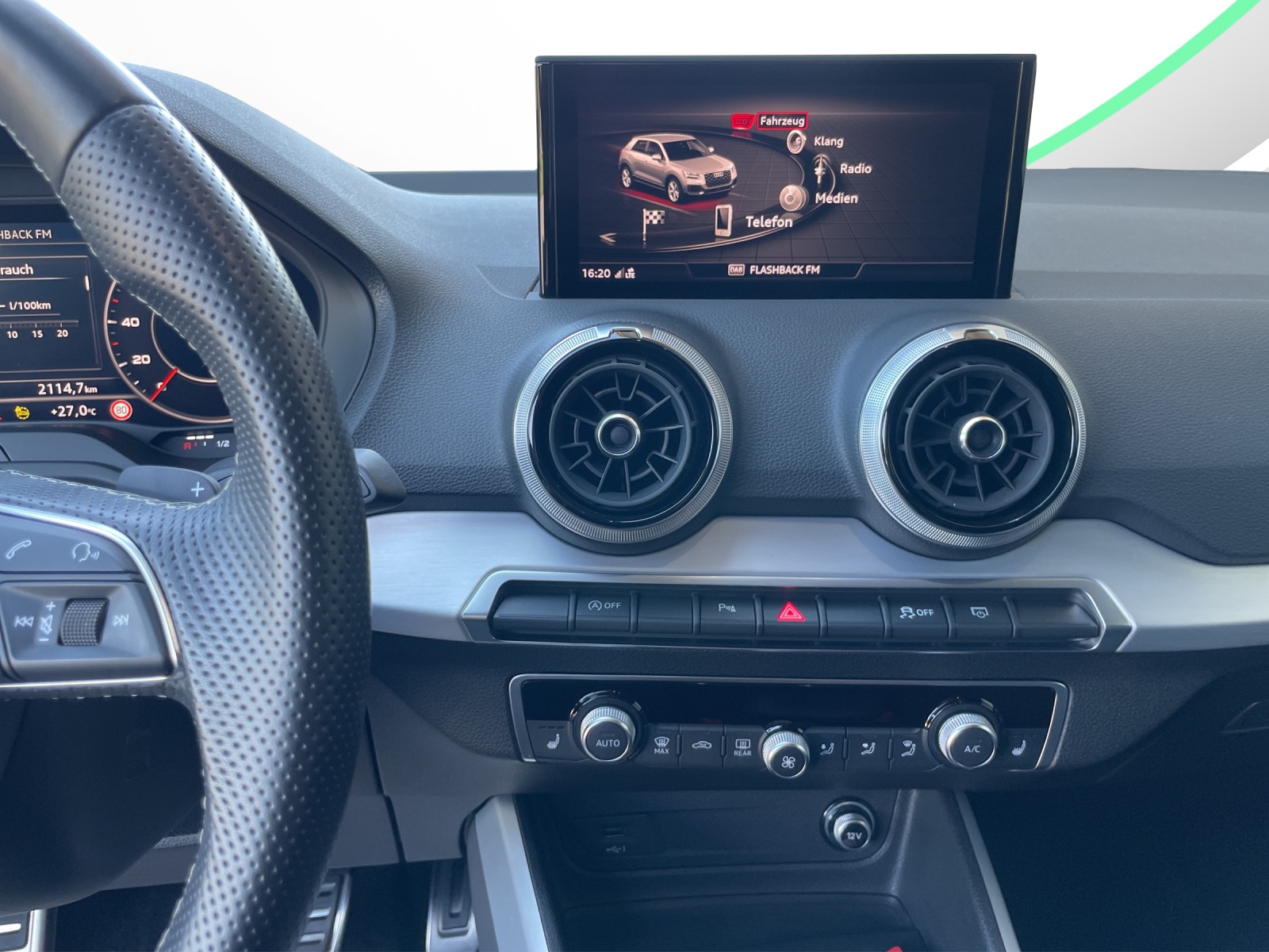 AUDI Q2 35 TFSI S line S-tronic-image-10