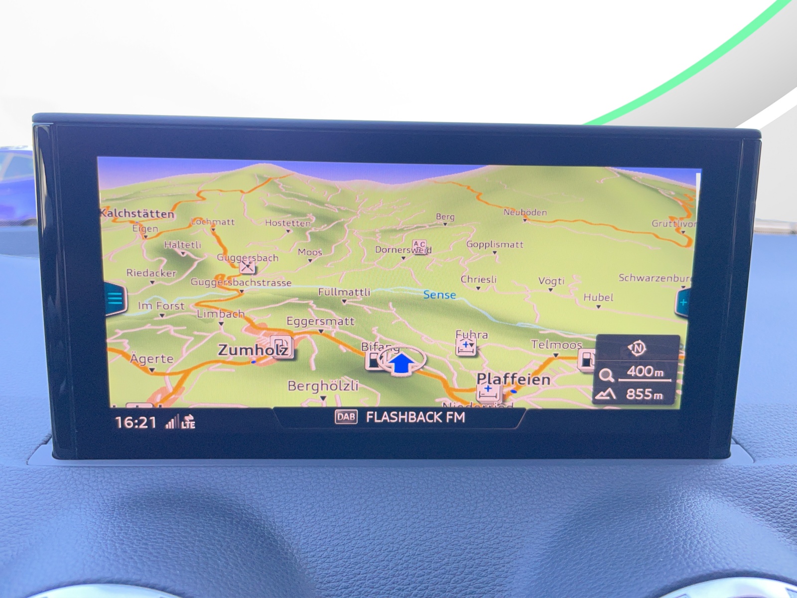AUDI Q2 35 TFSI S line S-tronic-image-11