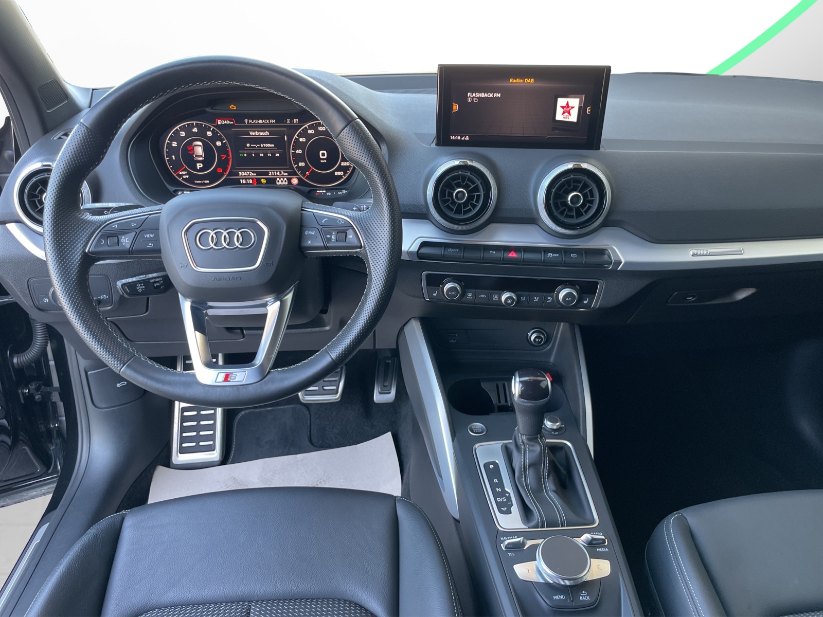 AUDI Q2 35 TFSI S line S-tronic-image-9