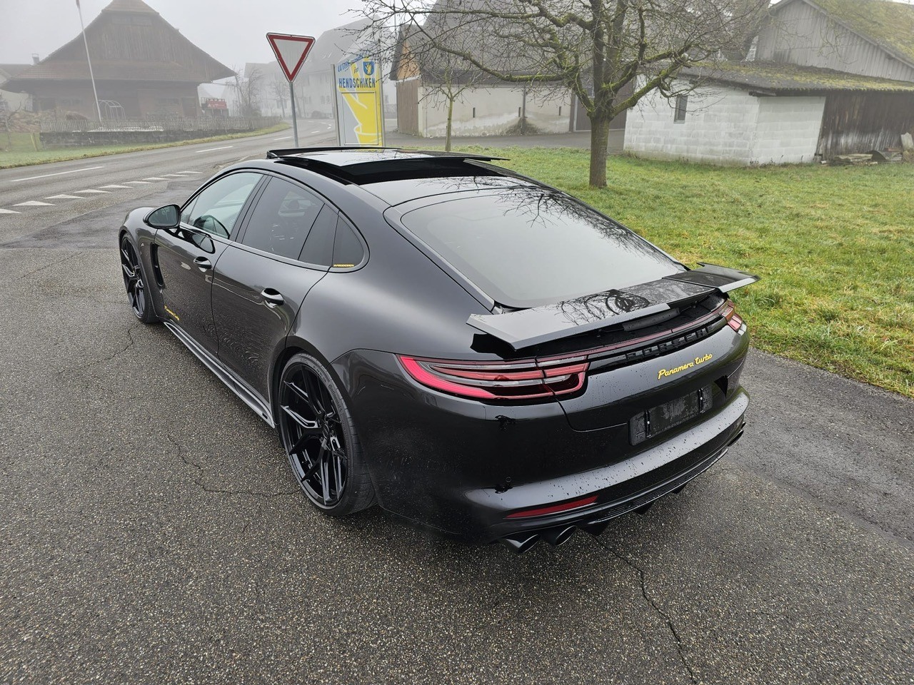 PORSCHE Panamera Turbo PDK-image-14