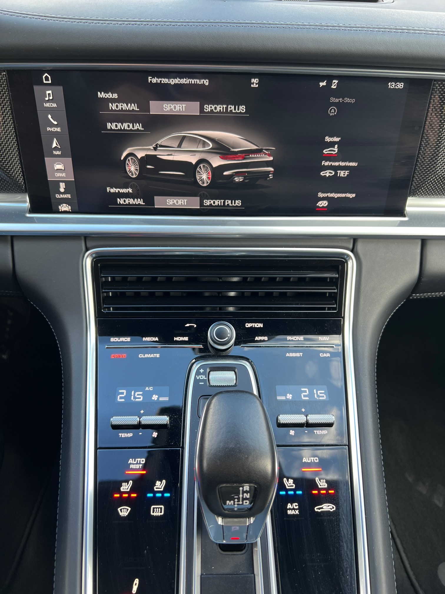 PORSCHE Panamera Turbo PDK-image-9