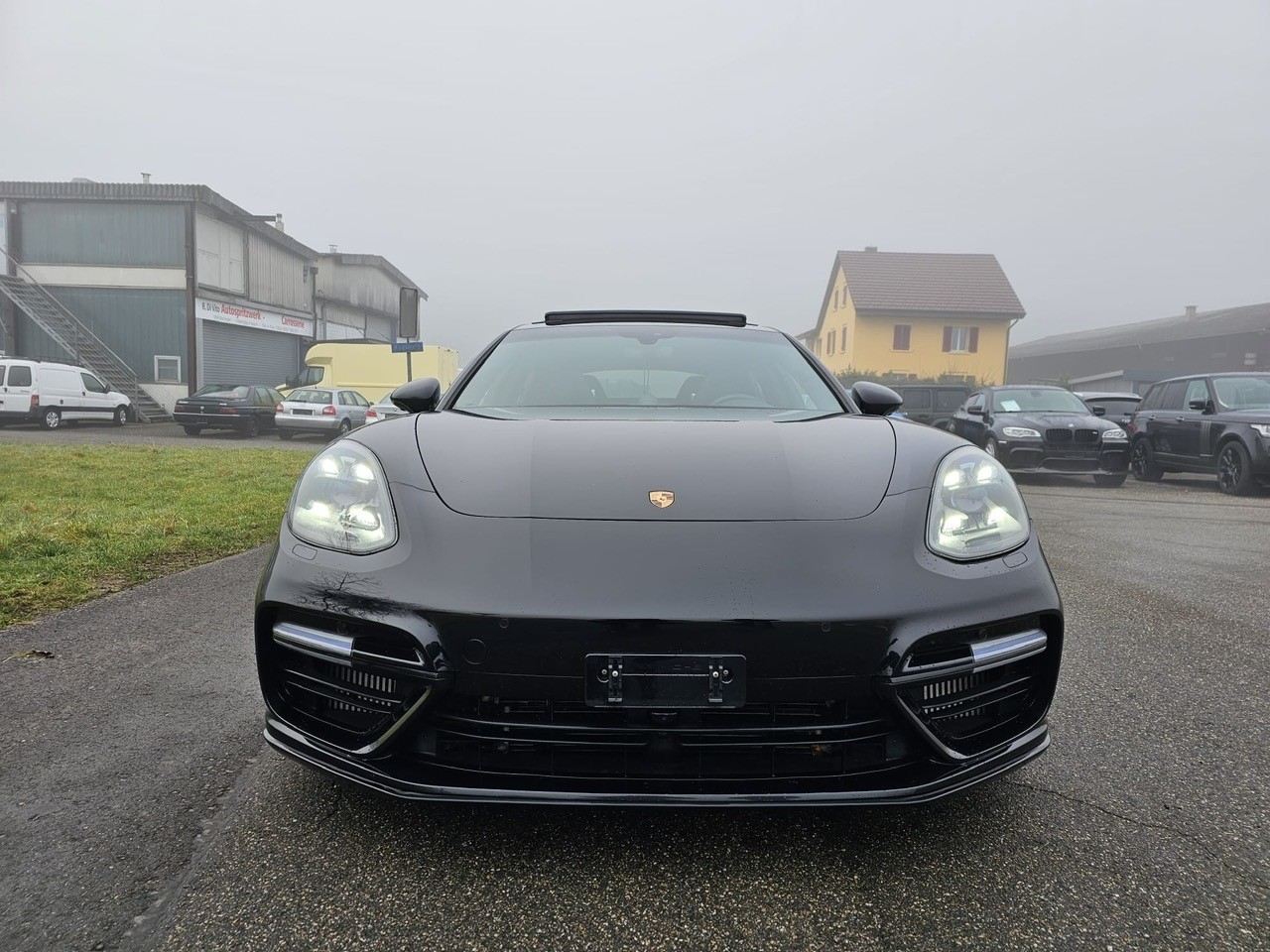 PORSCHE Panamera Turbo PDK-image-1