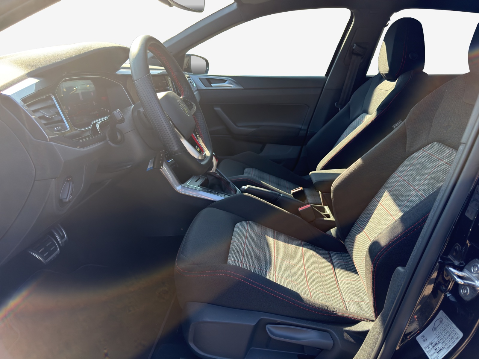 VW Polo 2.0 TSI GTI DSG-image-7