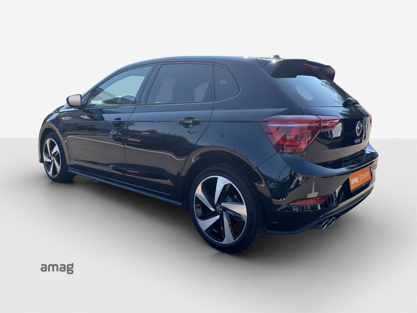 VW Polo 2.0 TSI GTI DSG-image-2