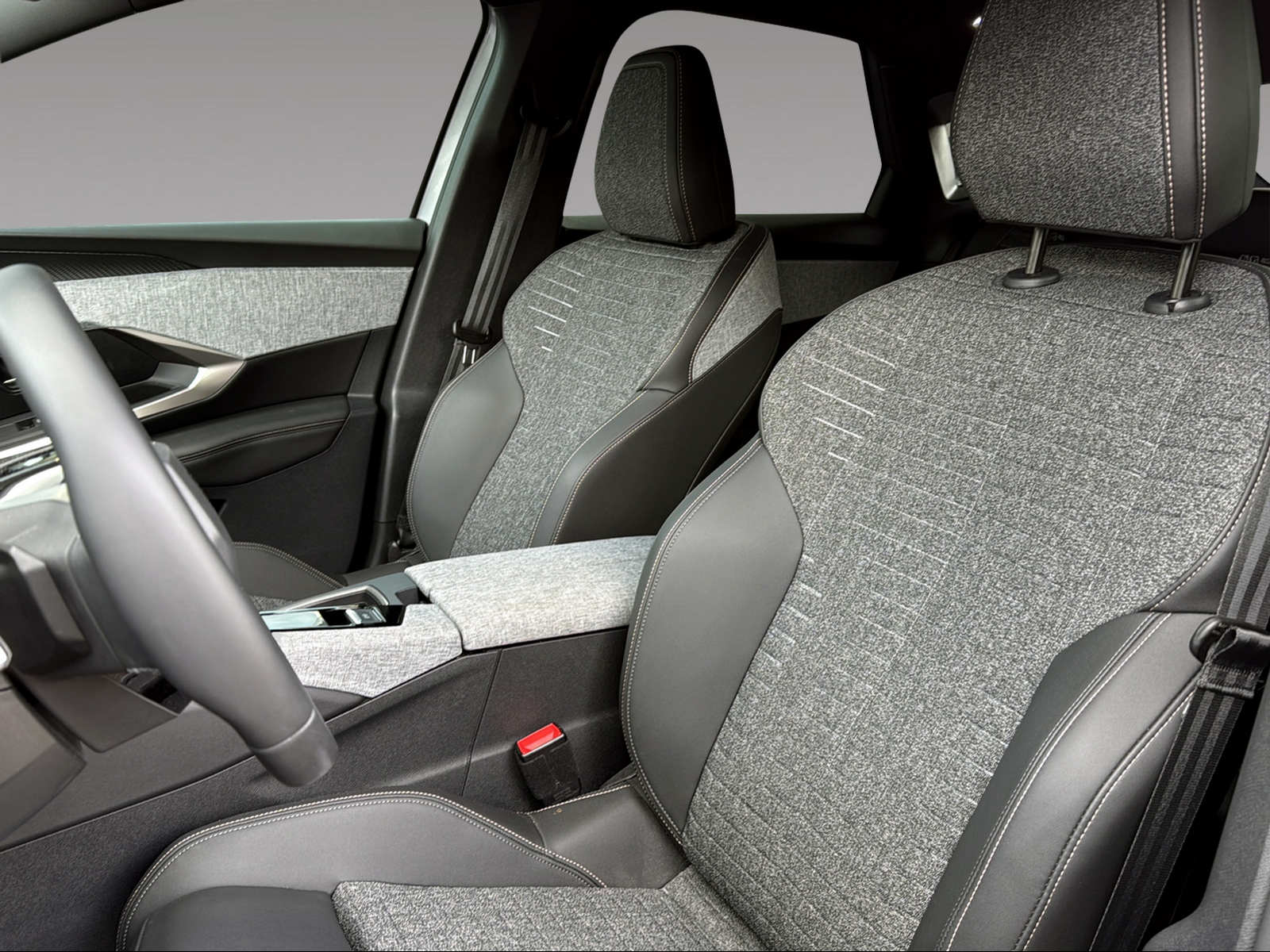 PEUGEOT 3008 1.2 Hybrid Allure 145 PS-image-5