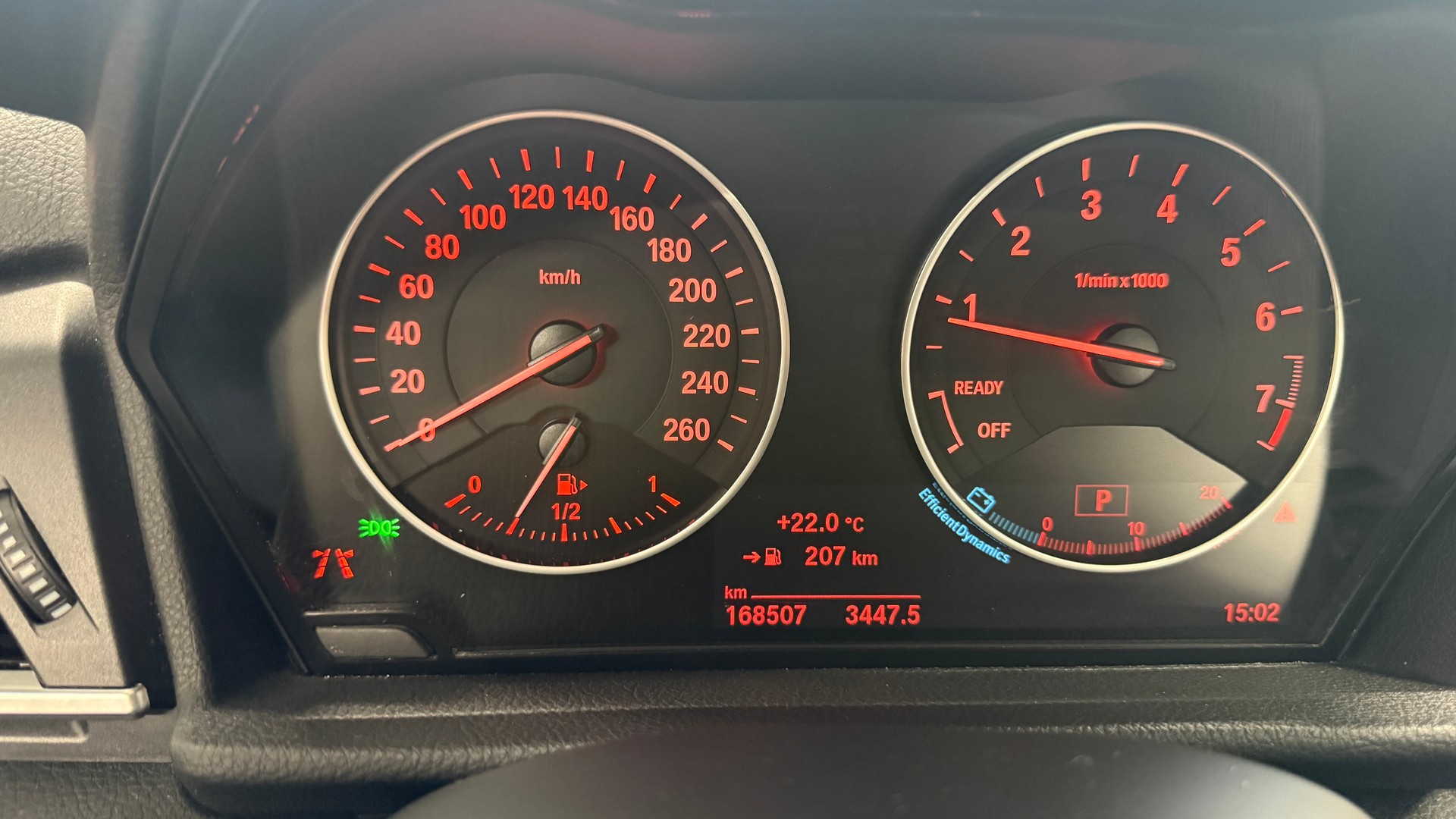 BMW 225i xDrive Active Tourer Steptronic, frisch ab MFK, BMW Service, 4X4, Abstandregler, Leder, DAB, SHD, 1 J. 20000km Garantie-image-19
