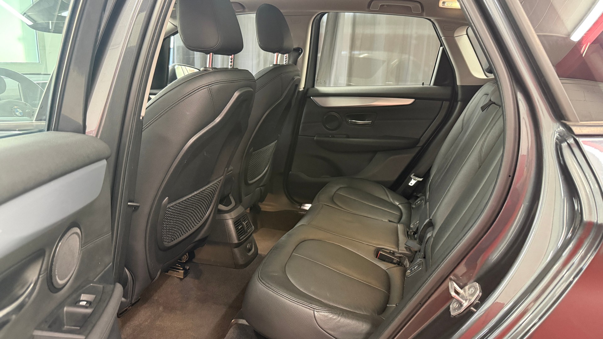 BMW 225i xDrive Active Tourer Steptronic, frisch ab MFK, BMW Service, 4X4, Abstandregler, Leder, DAB, SHD, 1 J. 20000km Garantie-image-10