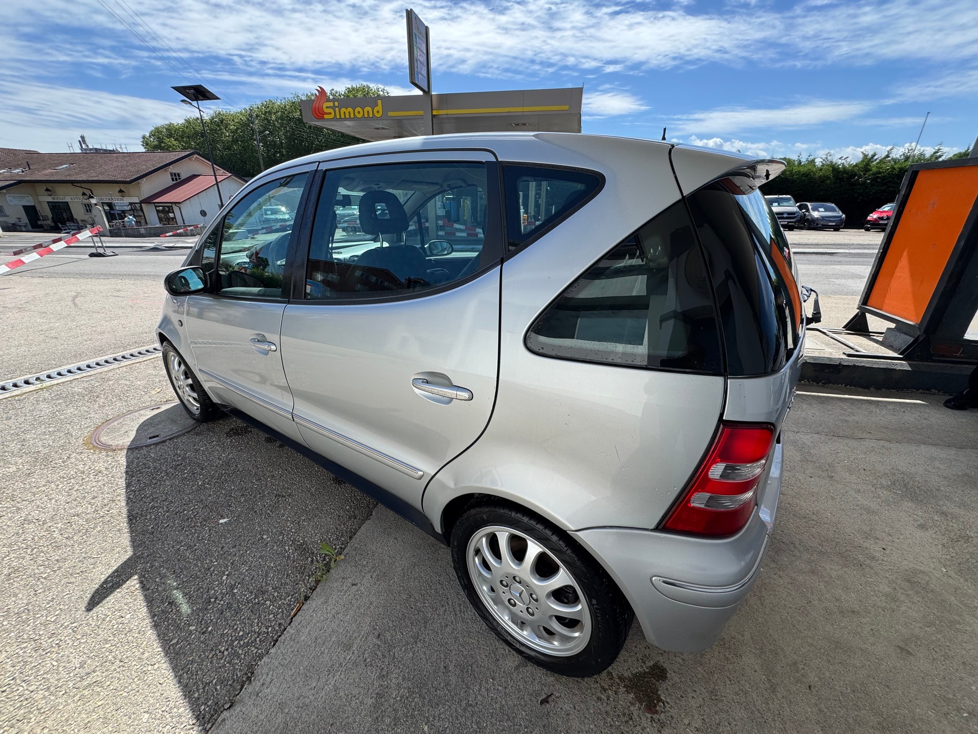 MERCEDES-BENZ A 190 L Elégance-image-3