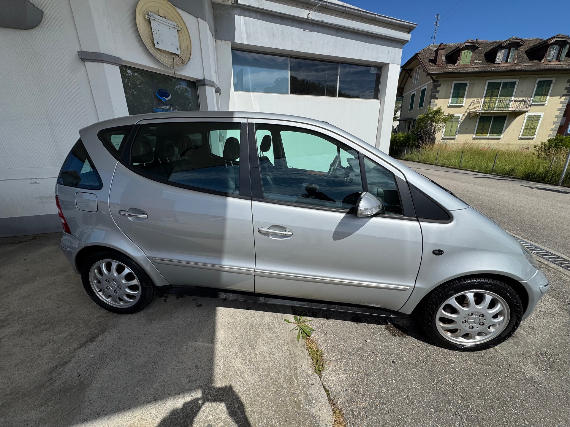 MERCEDES-BENZ A 190 L Elégance-image-1