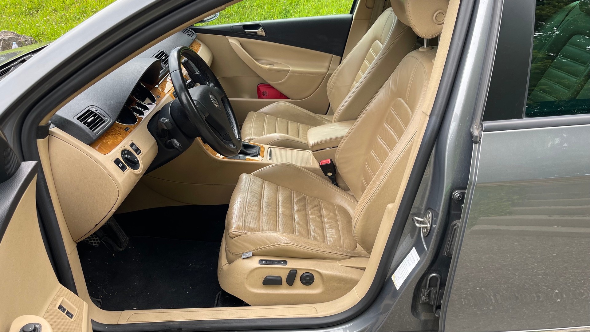 VW 2.0 TSI Sportline-image-5