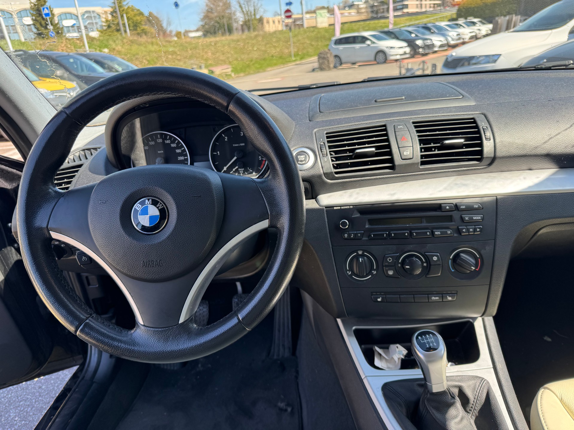 BMW 118d-image-14