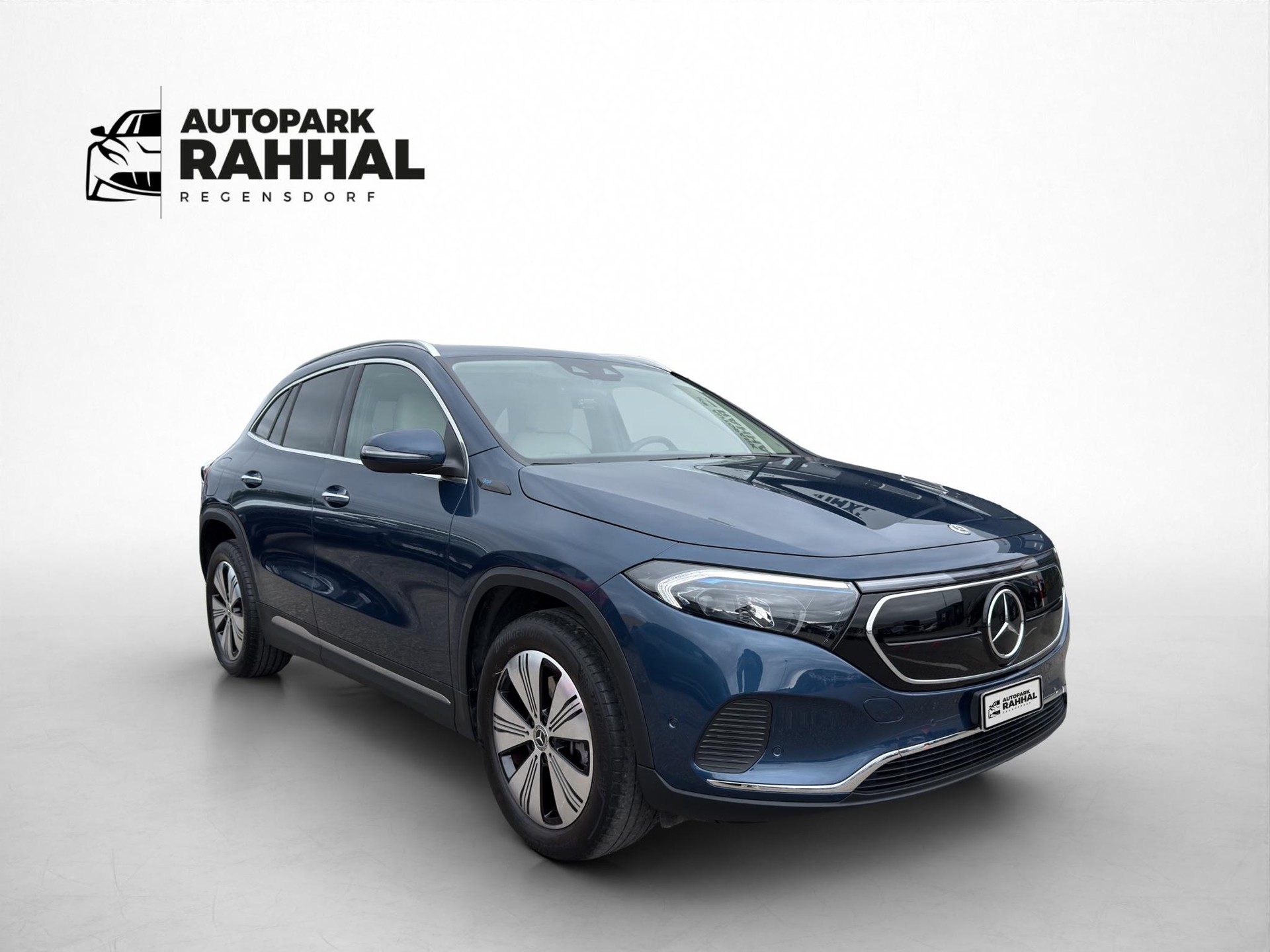 MERCEDES-BENZ EQA 250-image-3