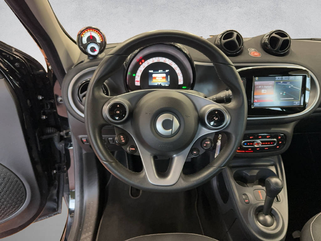 SMART Forfour EQ Passion-image-11
